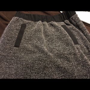 Loft Small Black and Gray Tweed Skirt